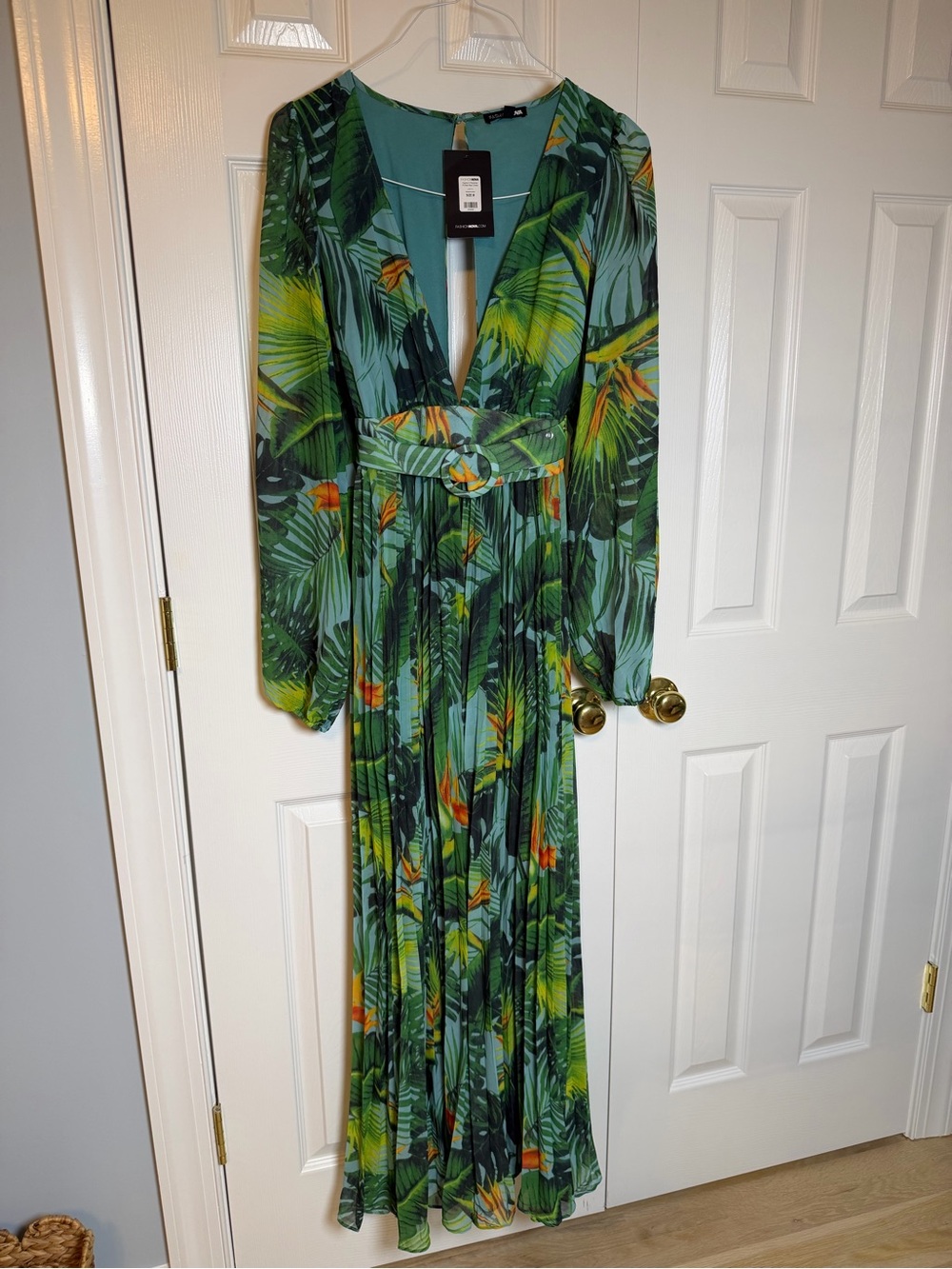 Fashion Nova Green Tropical Print Long Sleeve Maxi Dress